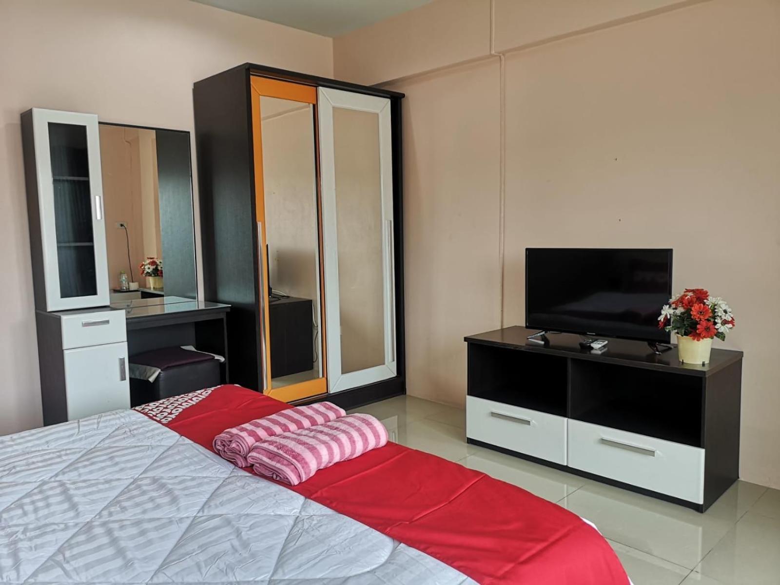 Kjs Pattaya Exterior foto
